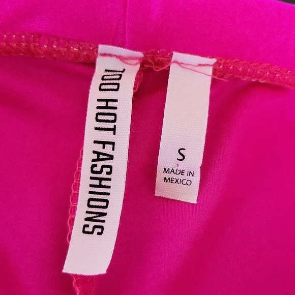 NWOT Too Hot Fashions Shorts (Size S) - Picture 6 of 6